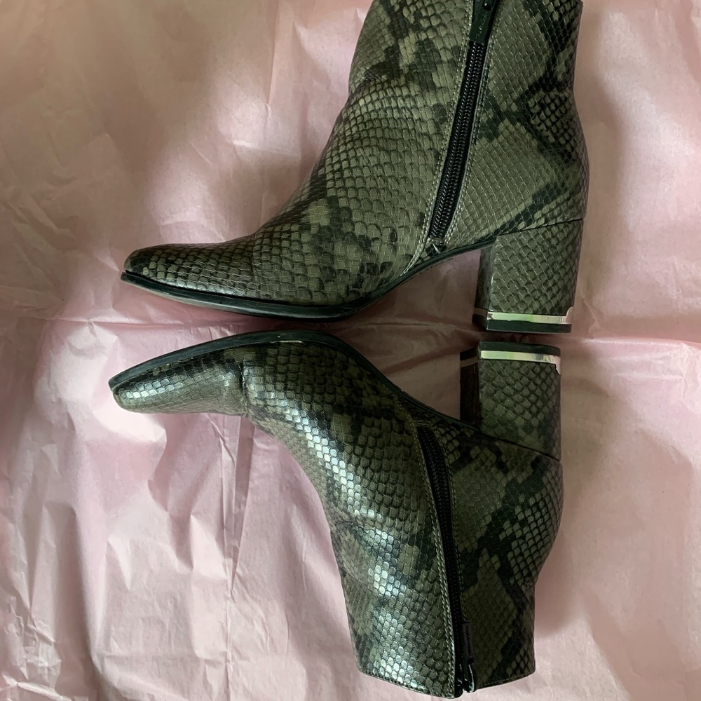 Calvin Klein Python booties - Picture 2 of 4